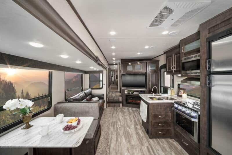 What to Look For in Your Camper Walkthrough
